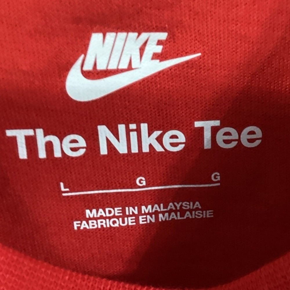 Nike Kids Play With Sole Graphic T-Shirt Red Short Sleeve FV5343-657 Size L NWT - Picture 2 of 6